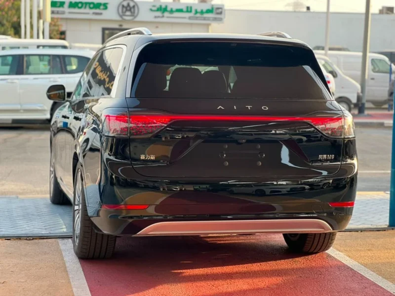 2025 AITO M9 STD 1.5 Litres 4 Cylinders Hybrid Engine Black Orange SUV Chinese Specs