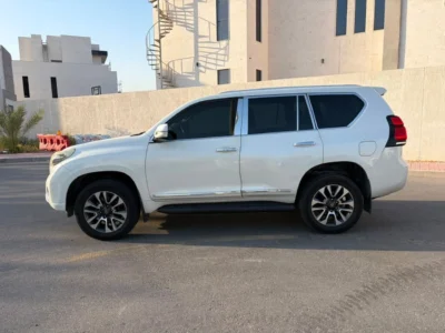 2015 TOYOTA PRADO GXR 4.0L 6 Cylinders PETROL Engine White Beige SUV GCC Specs