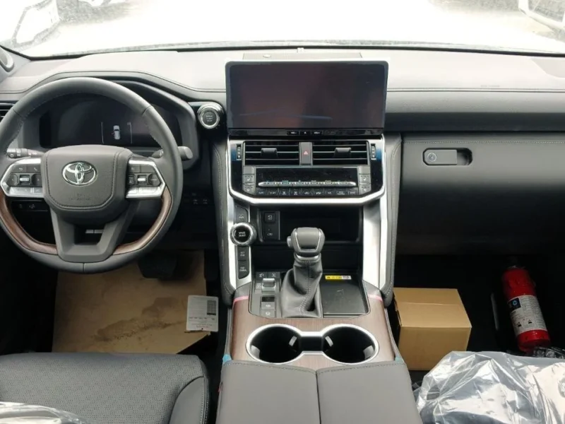 2026 Toyota Land Cruiser 300 VX 4.0 Litres 6 Cylinders Petrol Engine Black SUV GCC Specs
