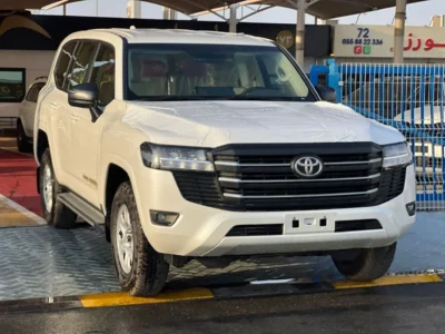 2026 Toyota Land Cruiser EXR 4.0 Litres 6 Cylinders Petrol Engine White Beige SUV GCC Specs