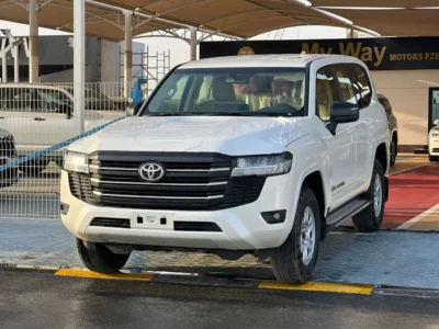 2026 Toyota Land Cruiser EXR 4.0 Litres 6 Cylinders Petrol Engine White Beige SUV GCC Specs