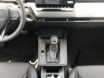 2026 Toyota Corolla Cross Elite 2.0 Litres HEV 4 Cylinders Engine Black SUV Chinese Specs