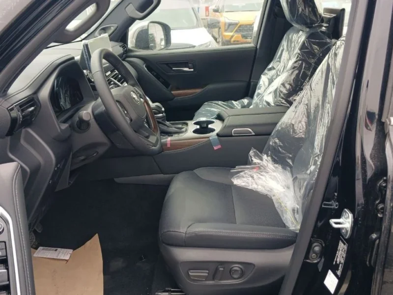 2026 Toyota Land Cruiser 300 VX 4.0 Litres 6 Cylinders Petrol Engine Black SUV GCC Specs
