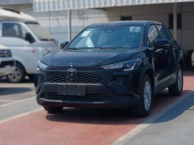 2026 Toyota Corolla Cross Elite 2.0 Litres HEV 4 Cylinders Engine Black SUV Chinese Specs