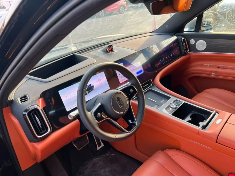 2025 AITO M9 STD 1.5 Litres 4 Cylinders Hybrid Engine Black Orange SUV Chinese Specs
