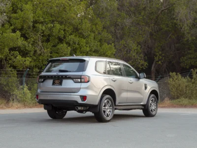 2024 Ford Everest XLS 2.3 Litres 4 Cylinders Petrol Engine Silver Beige SUV GCC Specs