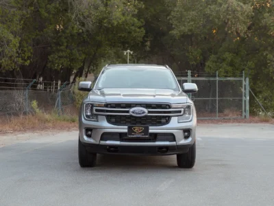 2024 Ford Everest XLS 2.3 Litres 4 Cylinders Petrol Engine Silver Beige SUV GCC Specs