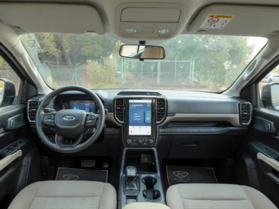 2024 Ford Everest XLS 2.3 Litres 4 Cylinders Petrol Engine Silver Beige SUV GCC Specs