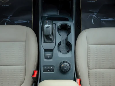2024 Ford Everest XLS 2.3 Litres 4 Cylinders Petrol Engine Silver Beige SUV GCC Specs