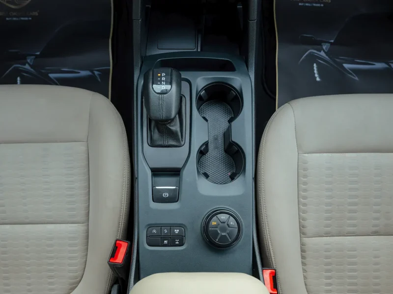 2024 Ford Everest XLS 2.3 Litres 4 Cylinders Petrol Engine Silver Beige SUV GCC Specs
