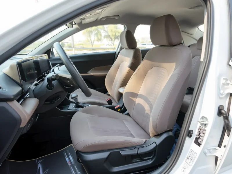 2025 Hyundai Accent Smart 1.5 Litres 4 Cylinders Petrol Engine White Beige Sedan GCC Specs