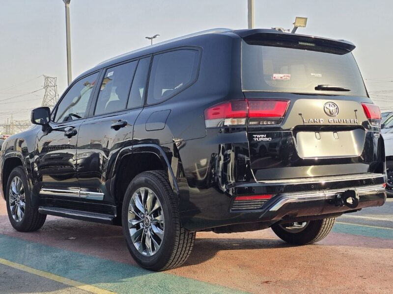 2026 Toyota Land Cruiser GXR 3.5L Twin Turbo 6 Cylinders Hybrid Engine Black Beige SUV