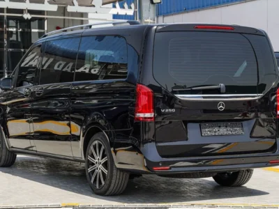 2023 Mercedes Benz V 250 AVANTGARDE 4 Cylinders Petrol Engine Black Beige Van GCC Specs