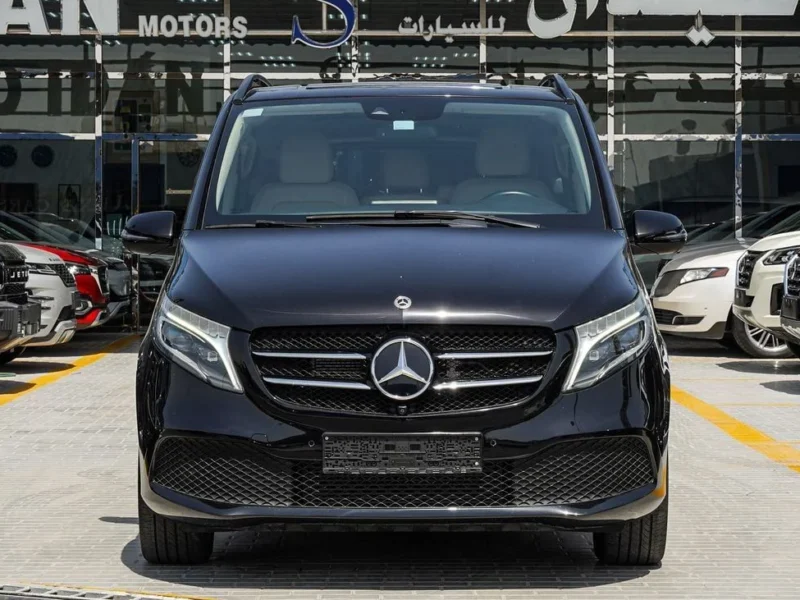2023 Mercedes Benz V 250 AVANTGARDE 4 Cylinders Petrol Engine Black Beige Van GCC Specs