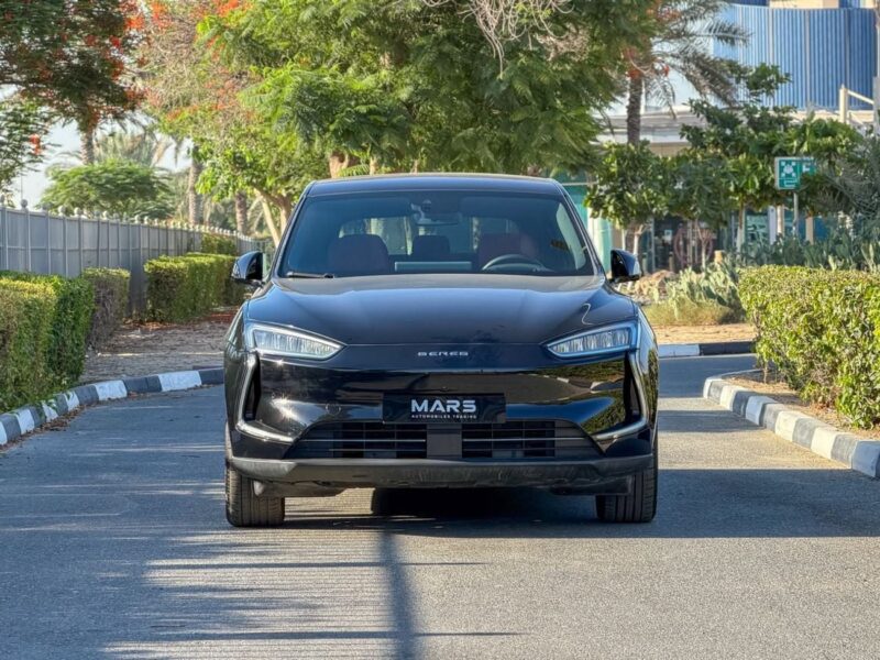 2025 Seres 5 Standard 2WD Full Electric Vehicle Range 500 Km Black Red SUV GCC Specs