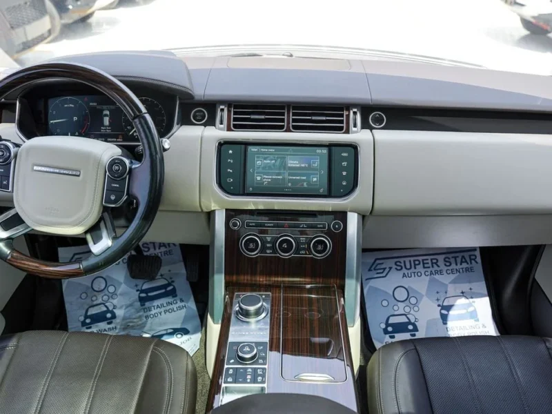 2016 Land Rover Range Rover HSE 3.0 Litres 6 Cylinders Petrol Engine White Brown SUV GCC