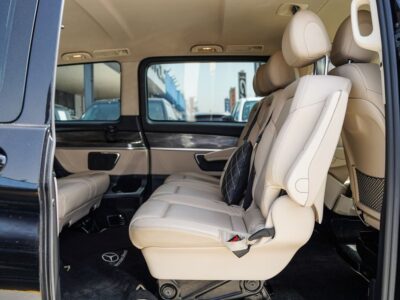 2023 Mercedes Benz V 250 AVANTGARDE 4 Cylinders Petrol Engine Black Beige Van GCC Specs