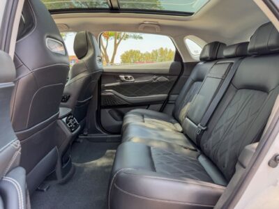 2024 Changan UNI-K Platinum 1.5 Litres Plug-in Hybrid 4 Cylinders Engine White Grey SUV