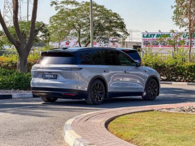 2022 Nio EL8 100 kWh Electric Vehicle Grey Black SUV European Specs Automatic