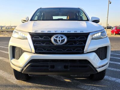 2023 Toyota Fortuner 2.7 Litres 4 Cylinders Petrol Engine White Tan SUV GCC Specs