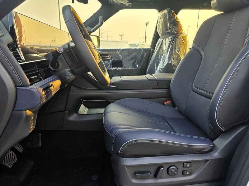 2026 Infiniti QX80 SENSORY CAPTAIN CHAIRS 3.5L V6 Turbo Petrol Engine White Black SUV