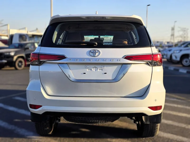 2023 Toyota Fortuner 2.7 Litres 4 Cylinders Petrol Engine White Tan SUV GCC Specs