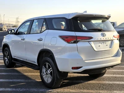 2023 Toyota Fortuner 2.7 Litres 4 Cylinders Petrol Engine White Tan SUV GCC Specs