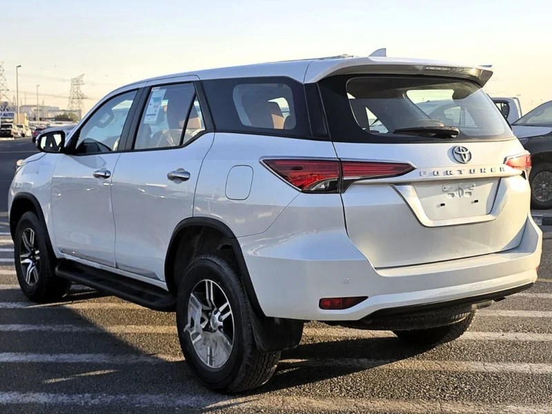 2023 Toyota Fortuner 2.7 Litres 4 Cylinders Petrol Engine White Tan SUV GCC Specs