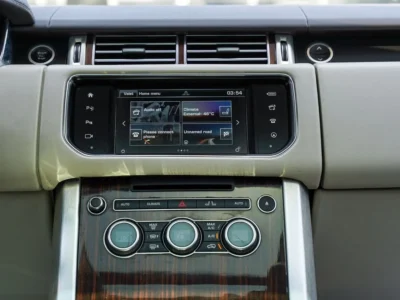 2016 Land Rover Range Rover HSE 3.0 Litres 6 Cylinders Petrol Engine White Brown SUV GCC