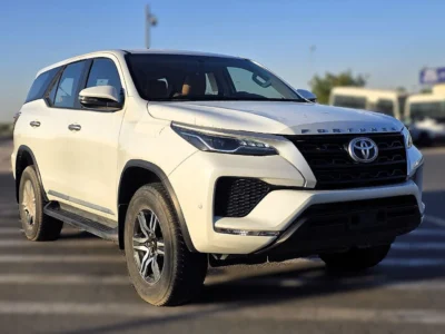 2023 Toyota Fortuner 2.7 Litres 4 Cylinders Petrol Engine White Tan SUV GCC Specs