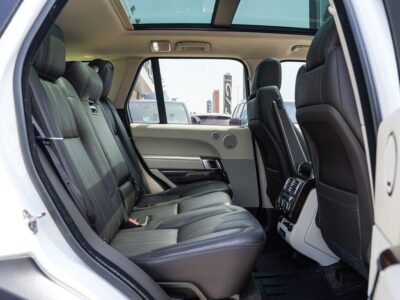 2016 Land Rover Range Rover HSE 3.0 Litres 6 Cylinders Petrol Engine White Brown SUV GCC