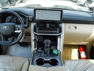 2026 Toyota Land Cruiser VXR Hybrid 3.5-liter twin-turbo V6 Engine Black Beige SUV GCC Specs
