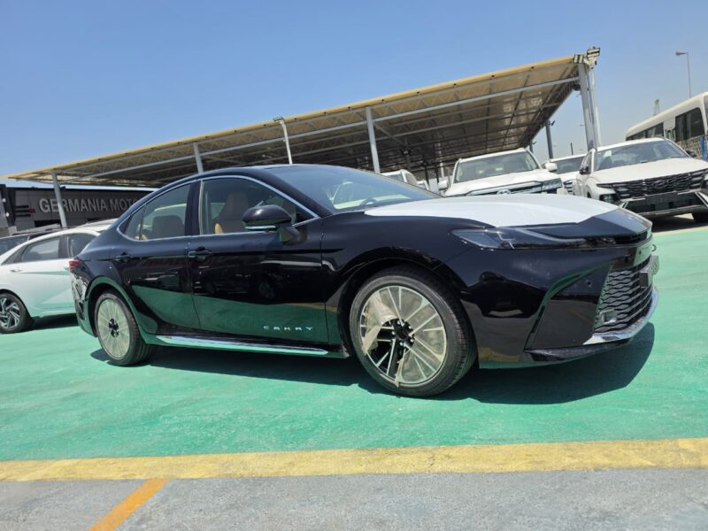 2026 Toyota Camry Lumiere 2.5L Dynamic Force 4 Cylinder Hybrid Petrol Black Tan Sedan GCC