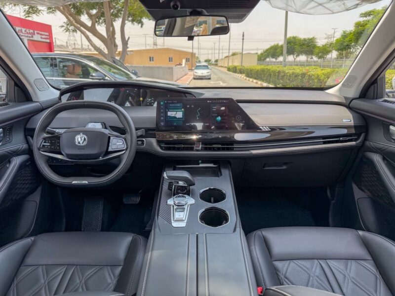2024 Changan UNI-K Platinum 1.5 Litres Plug-in Hybrid 4 Cylinders Engine White Grey SUV