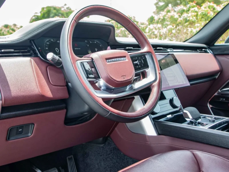 2022 Land Rover Range Rover HSE P530 4.4L Twin‑Turbo V8 Engine Black Burgundy SUV GCC Specs