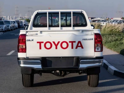 2026 Toyota Hilux DC 2.8L Turbo Diesel 4-Cylinder Engine White Red Pickup Truck GCC Specs