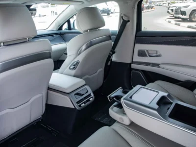 2025 BYD Han L 200KM DM-i LiDAR Flagship Edition 1.5L Turbocharged 4-Cylinder Silver White Sedan