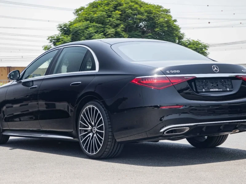 2024 Mercedes-Benz S500 4MATIC 3.0L Turbocharged Inline-6 Petrol Engine Black Tan Sedan GCC