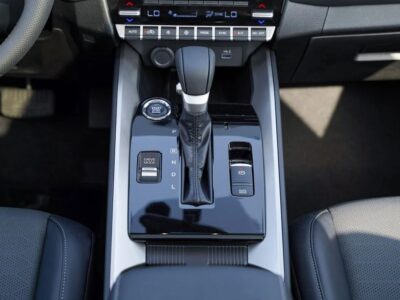 2026 Mitsubishi Destinator 1.5-liter turbocharged 4-cylinder Petrol Engine White Grey SUV GCC