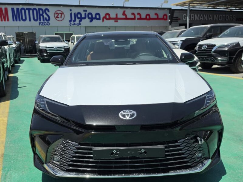 2026 Toyota Camry Lumiere 2.5L Dynamic Force 4 Cylinder Hybrid Petrol Black Tan Sedan GCC
