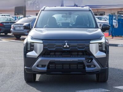 2026 Mitsubishi Destinator 1.5-liter turbocharged 4-cylinder Petrol Engine Grey SUV GCC