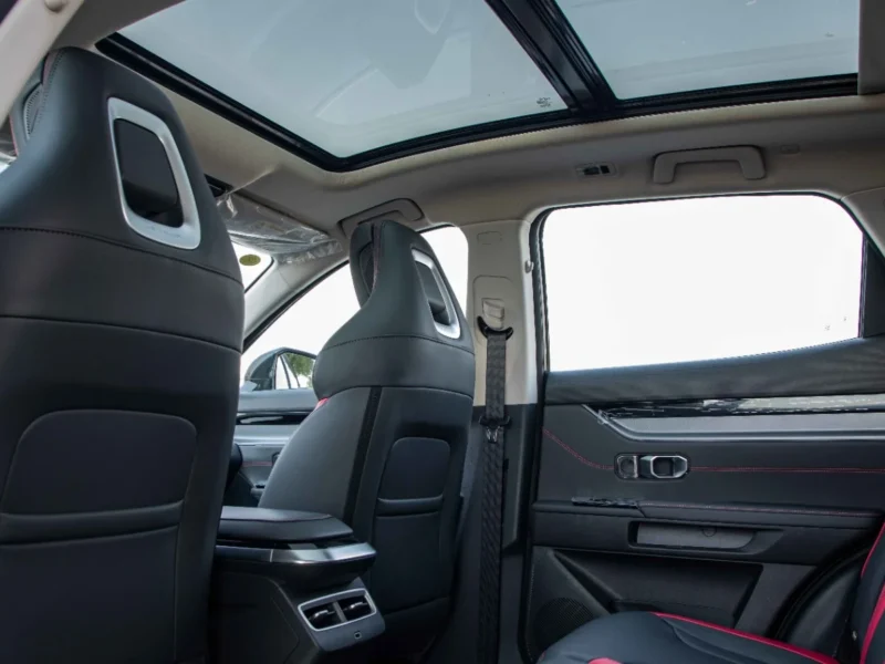 2024 Jetour Dashing LUXURY 1.6 Litres Turbocharged Petrol 4 Cylinders Engine Black Red SUV