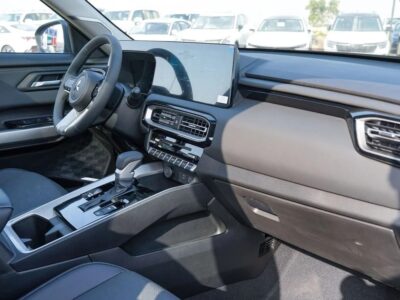 2026 Mitsubishi Destinator 1.5-liter turbocharged 4-cylinder Petrol Engine Grey SUV GCC
