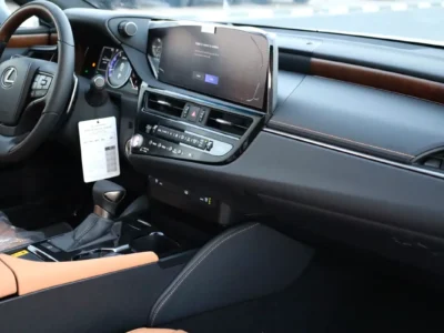 2025 Lexus ES-Series ES 350 Premier 6 Cylinders petrol Engine White Beige Sedan GCC Specs