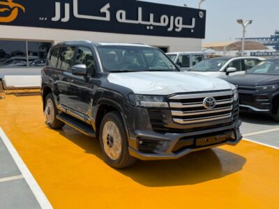 2026 Toyota Land Cruiser GXR 3.5L 6 Cylinders Twin Turbo Hybrid Engine Grey Beige SUV GCC