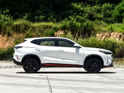 2026 Changan X5 Plus Pioneer 4 Cylinders Petrol Engine White Red SUV Chinese Specs