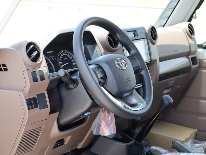 2026 Toyota Land Cruiser 79 Series Single Cab 4 Cylinders Diesel Engine MT White Beige Pickup