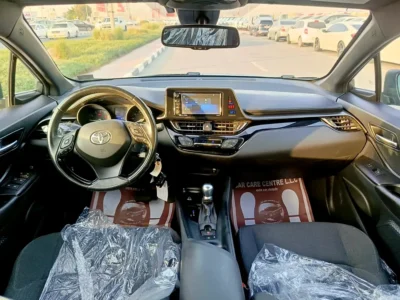 2018 Toyota C-HR XLE Premium 2.0L 4-Cylinder Petrol Engine Grey Black SUV US Specs