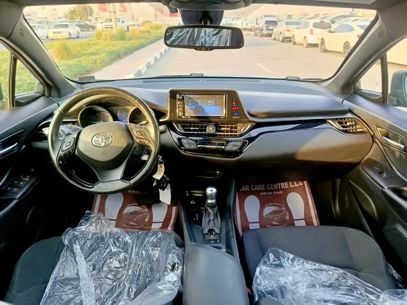 2018 Toyota C-HR XLE Premium 2.0L 4-Cylinder Petrol Engine Grey Black SUV US Specs