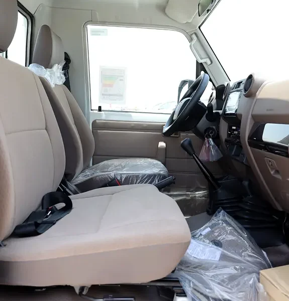 2026 Toyota Land Cruiser 79 Series Single Cab 4 Cylinders Diesel Engine MT White Beige Pickup